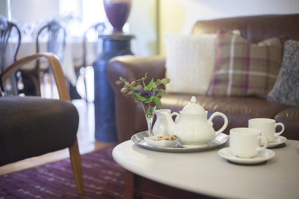 The Conigre Hotel Melksham Ngoại thất bức ảnh